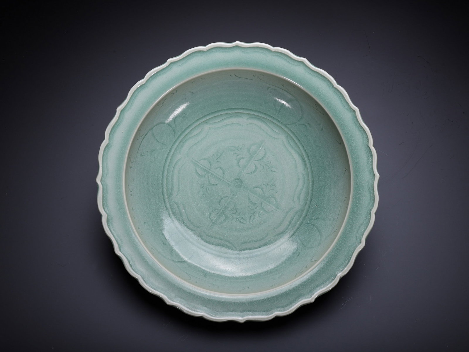 A LONGQUAN DISH - 5