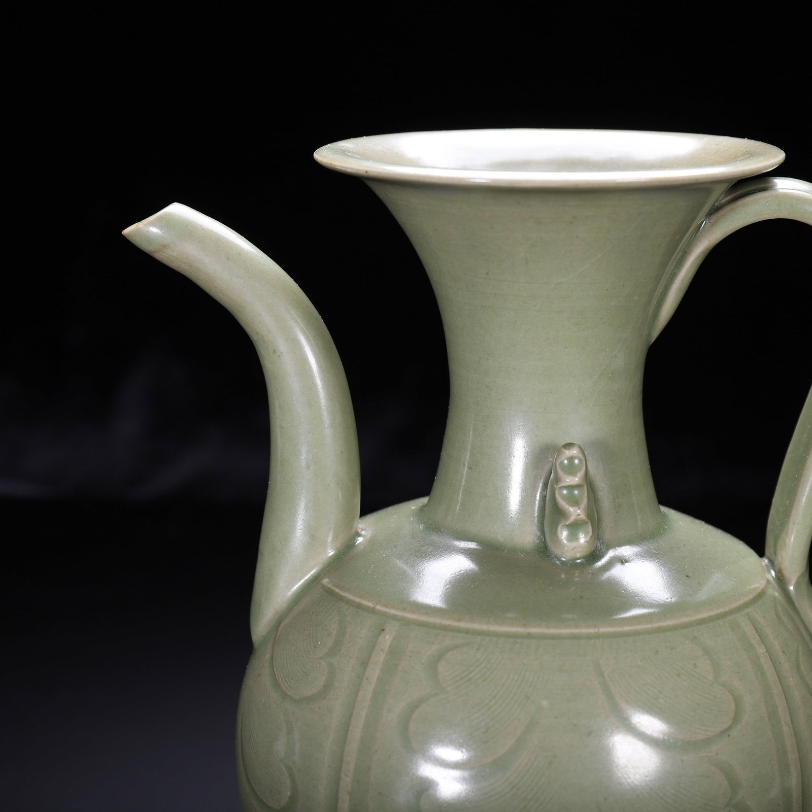 A YAOZHOU EWER - 5