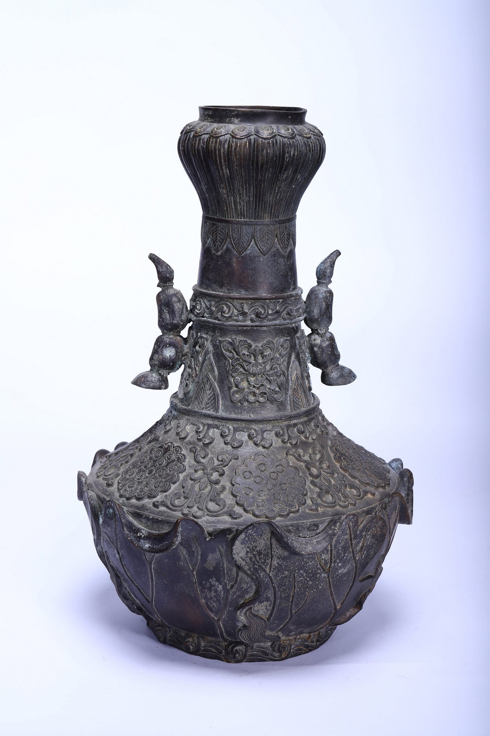 A COPPER VASE - 7