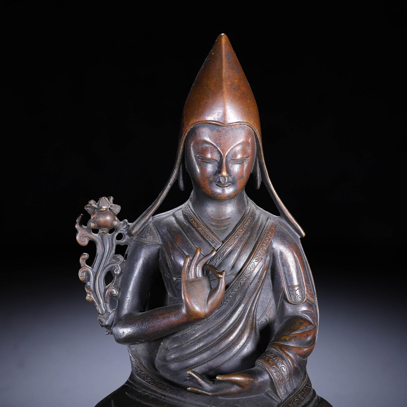 A COPPER BUDDHA STATUE - 2