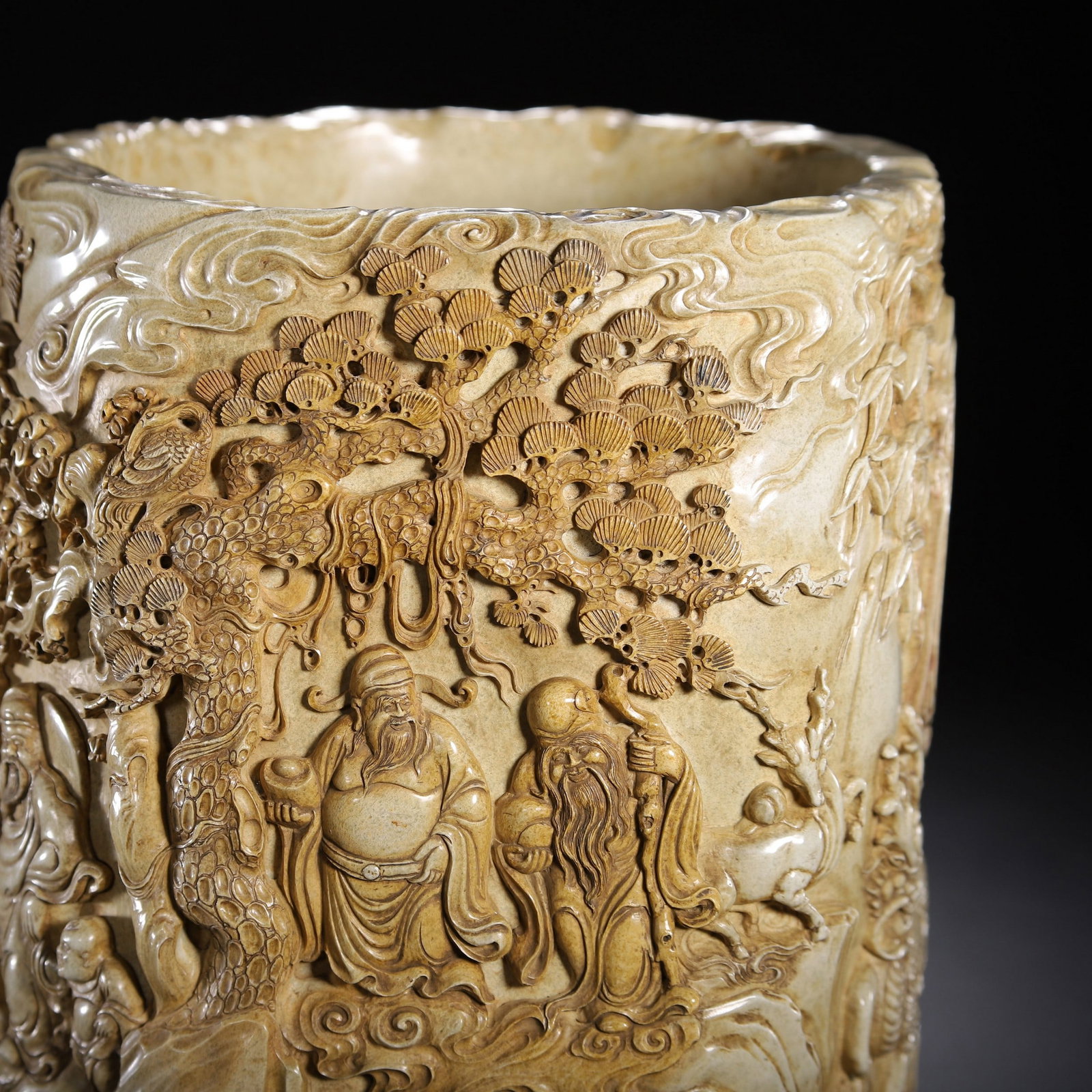 A SHOUSHAN BRUSH POT - 3