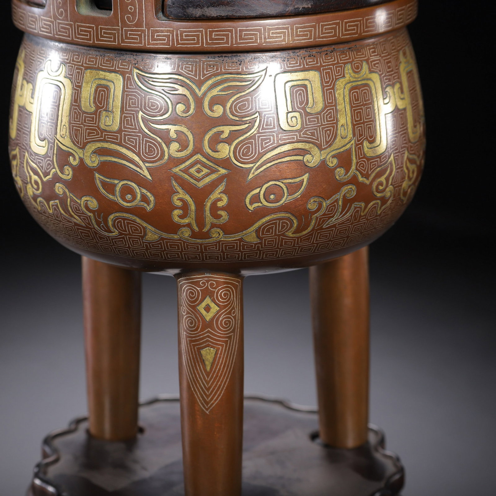 A COPPER INCENSE BURNER - 6