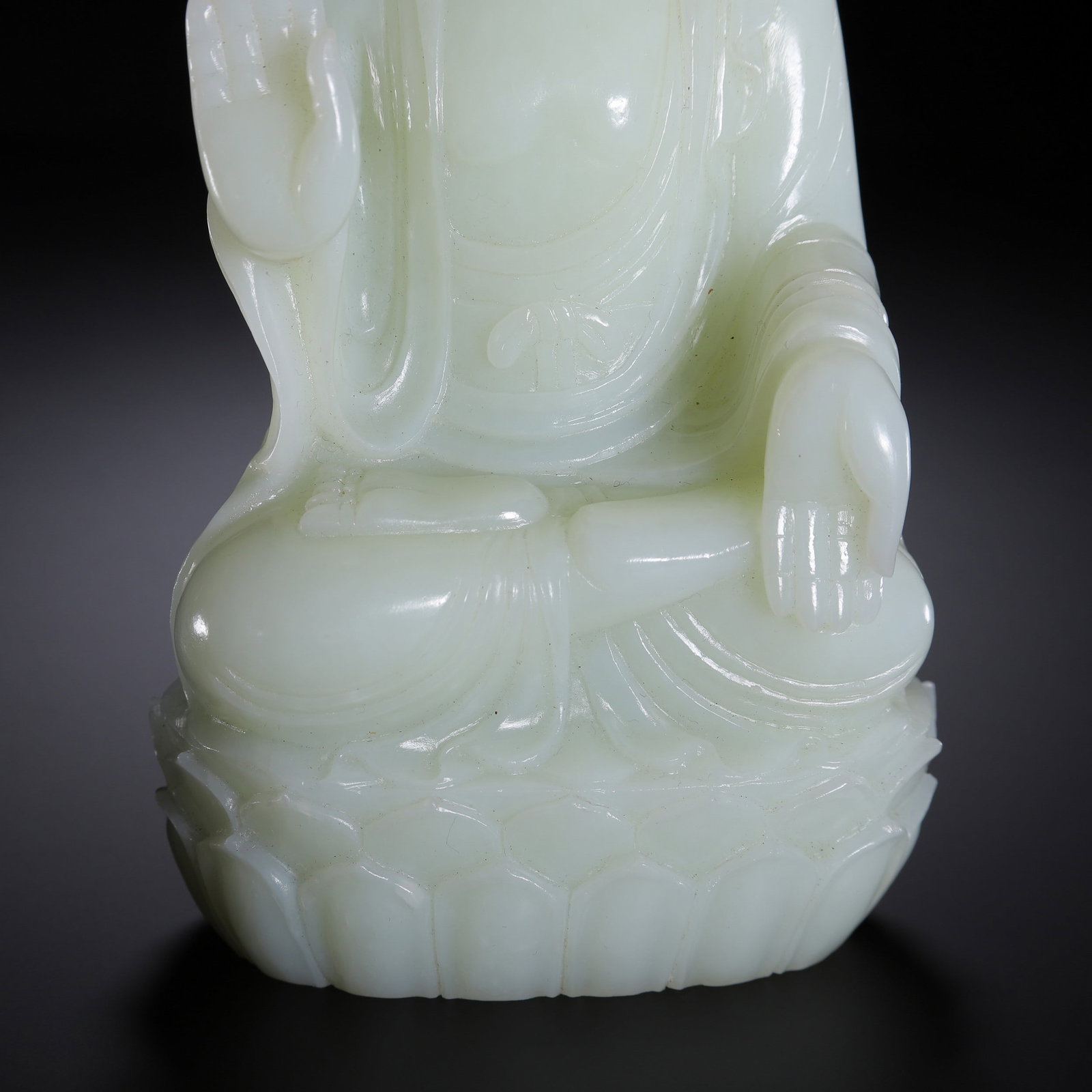 A JADE BUDDHA STATUE - 3