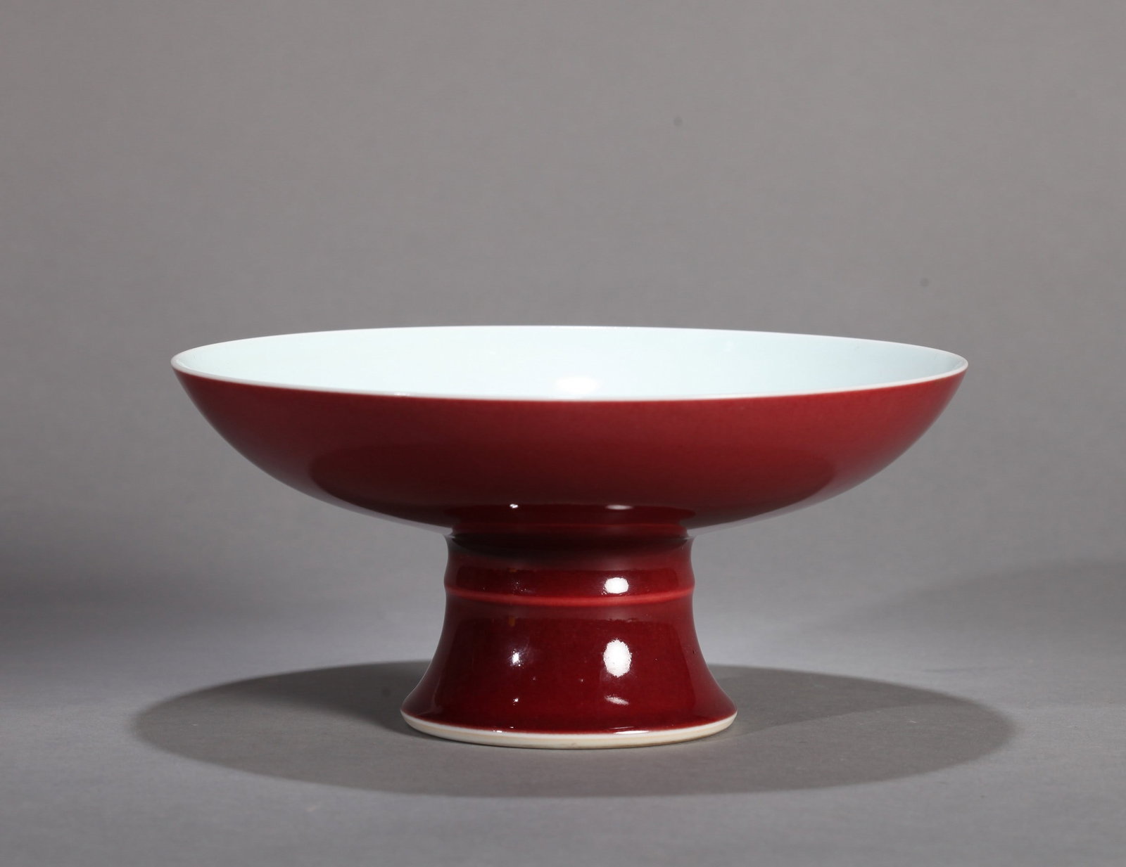 A RED-GLAZED STEM DISH - 2