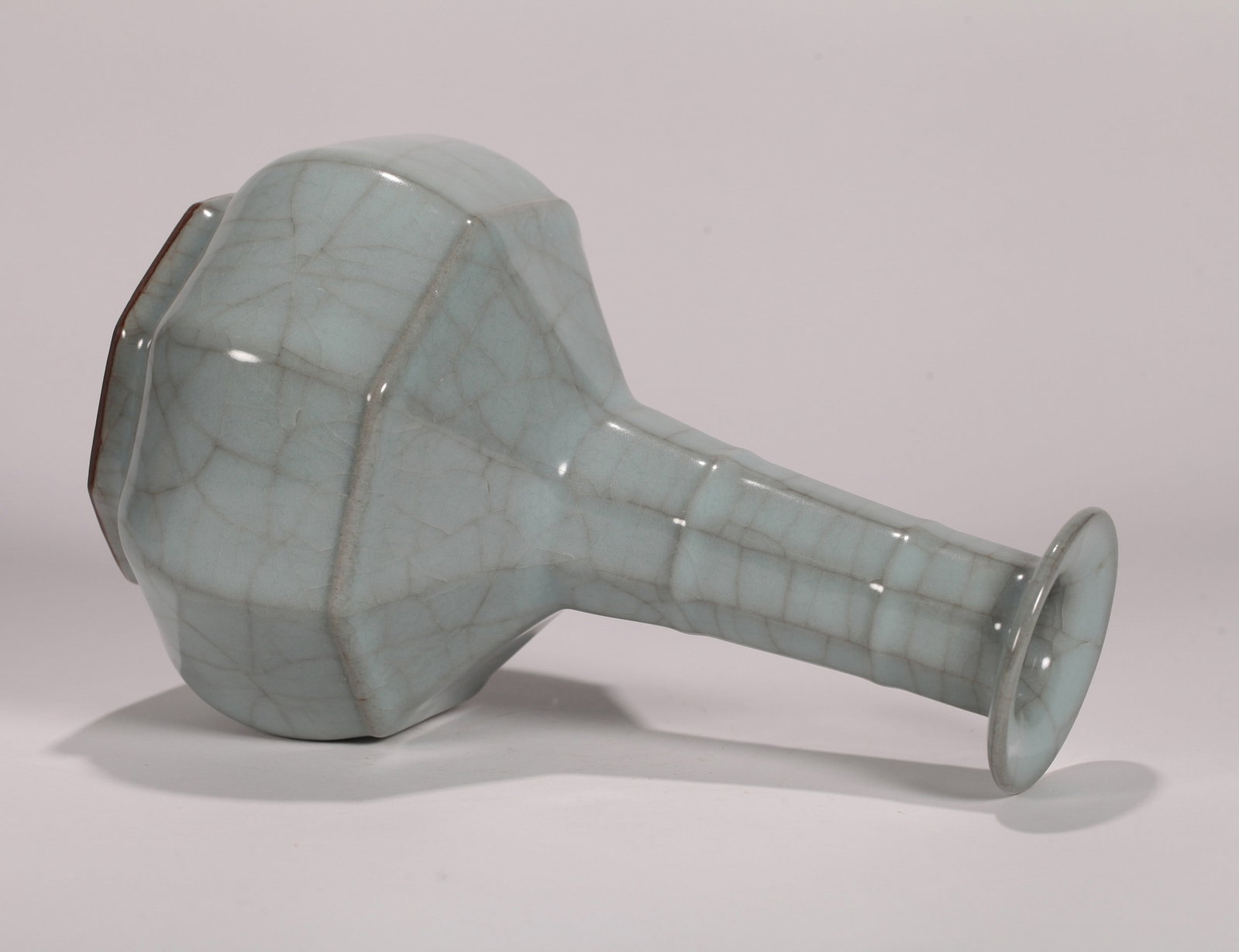 A GUAN VASE - 4
