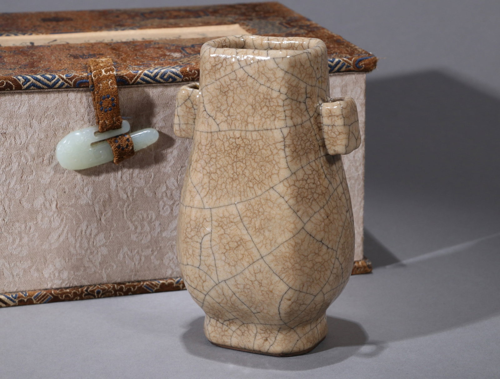 A GE VASE - 7