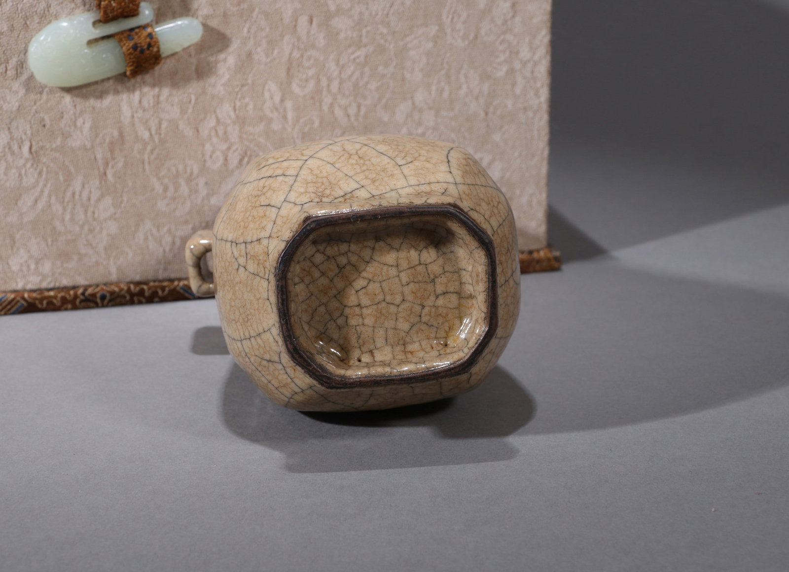 A GE VASE - 8