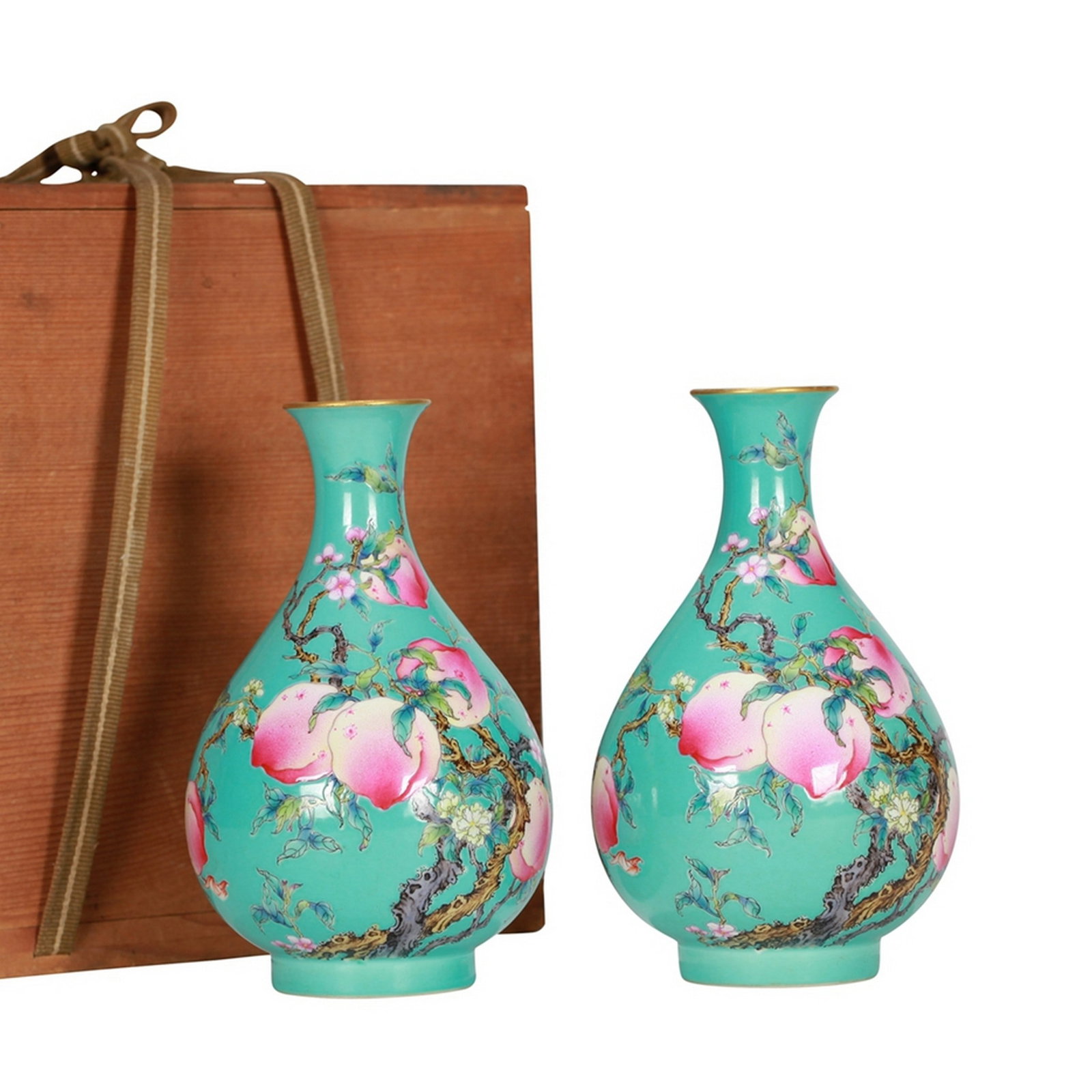 A PAIR OF GREEN PEACH PATTERNED PORCELAIN VASES (1 of 14)