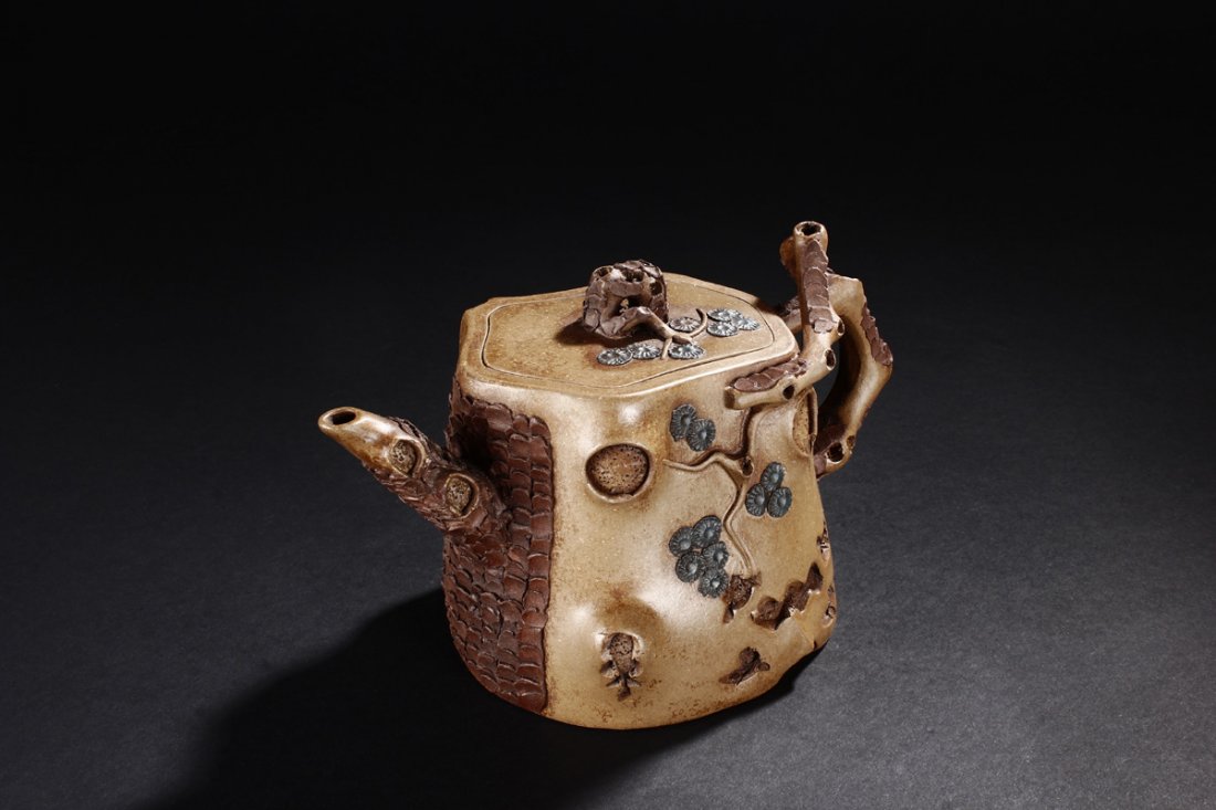 YIXING ZISHA STONEWARE 'PINE TREE' TEAPOT (1 of 10)