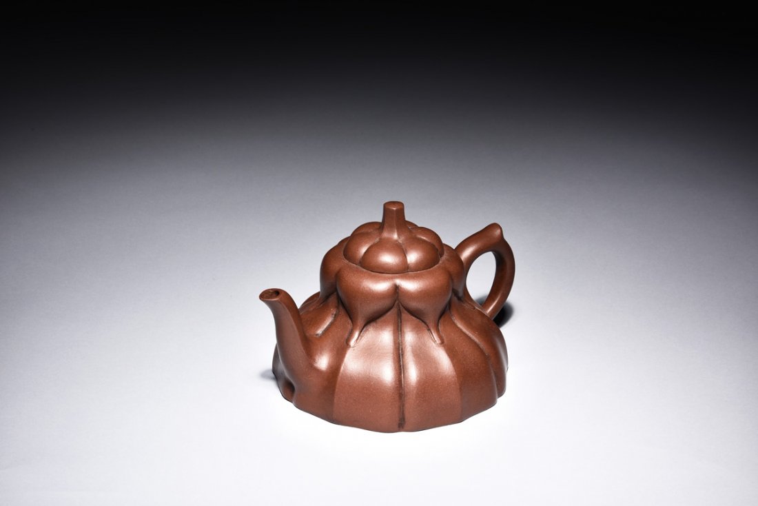 YIXING ZISHA STONEWARE 'PEAR' TEAPOT (1 of 7)