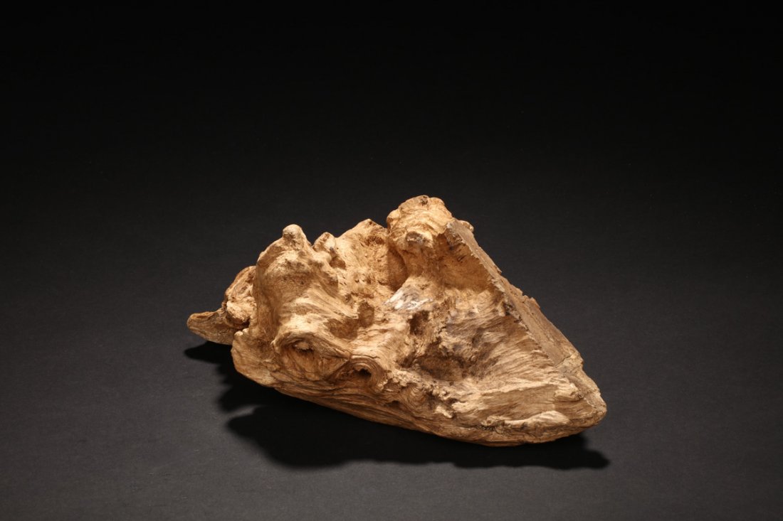 INDONESIAN NATURAL AGARWOOD (1 of 5)