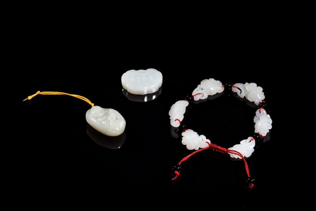 THREE JADE CARVINGS (1 of 5)