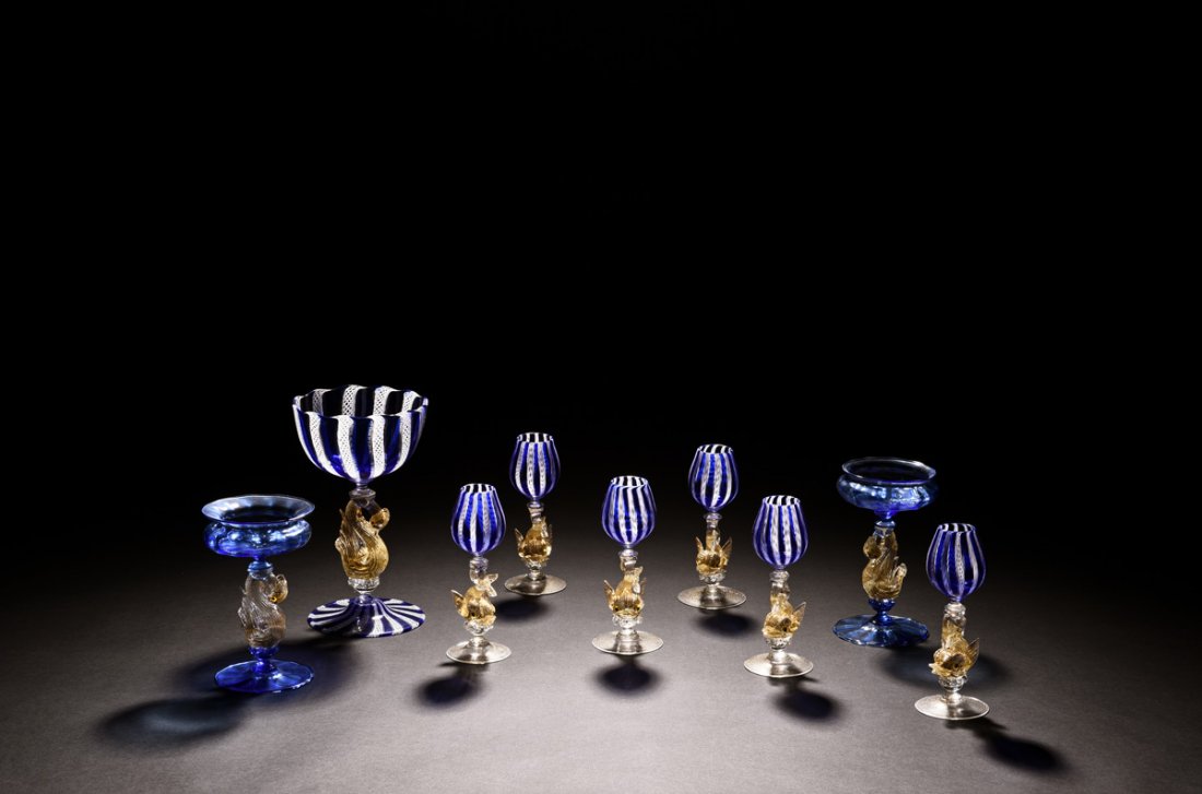 SET OF NINE 'SWAN' GLASSES (1 of 7)