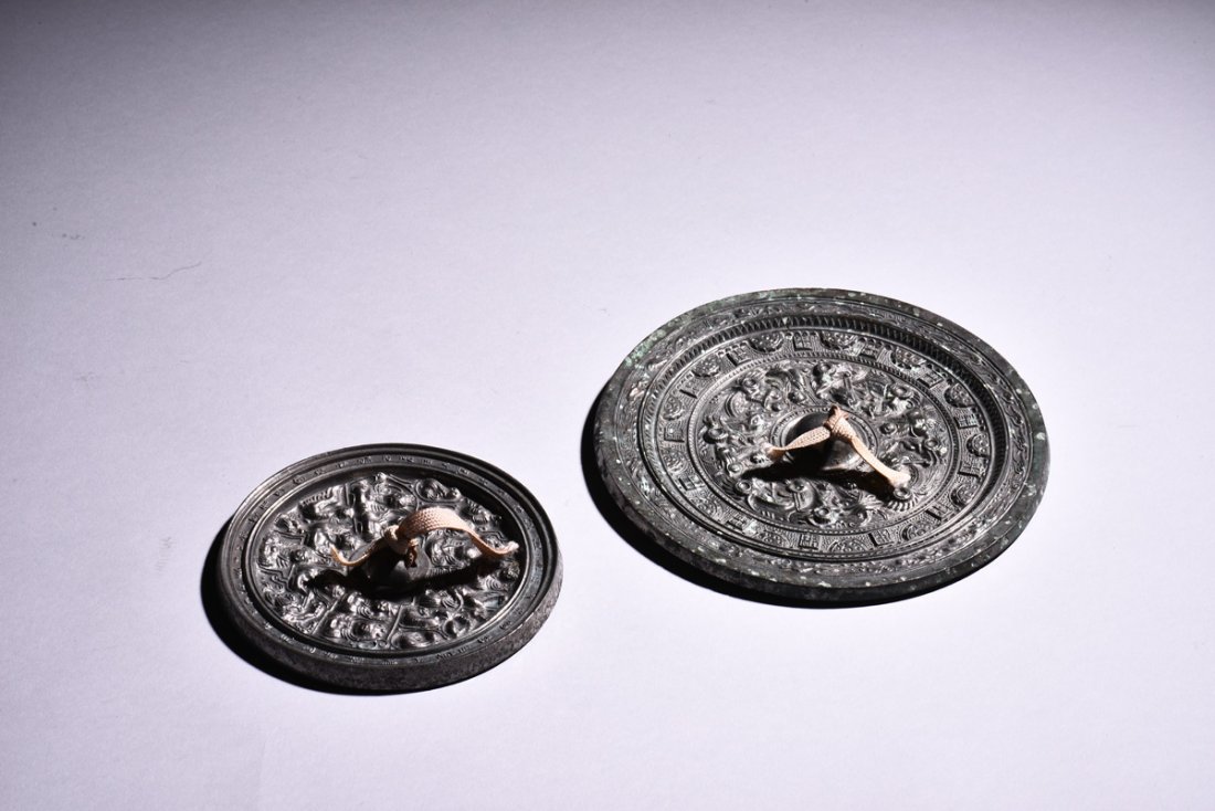 SET OF TWO ARCHAIC BRONZE MIRRORS (1 of 8)