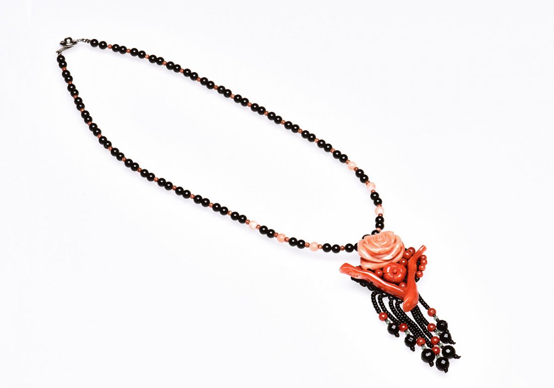 CORAL ROSE AND AGATE NECKLACE (1 of 4)