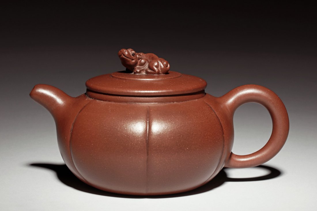 YIXING ZISHA 'MYTHICAL BEAST' TEAPOT (1 of 5)