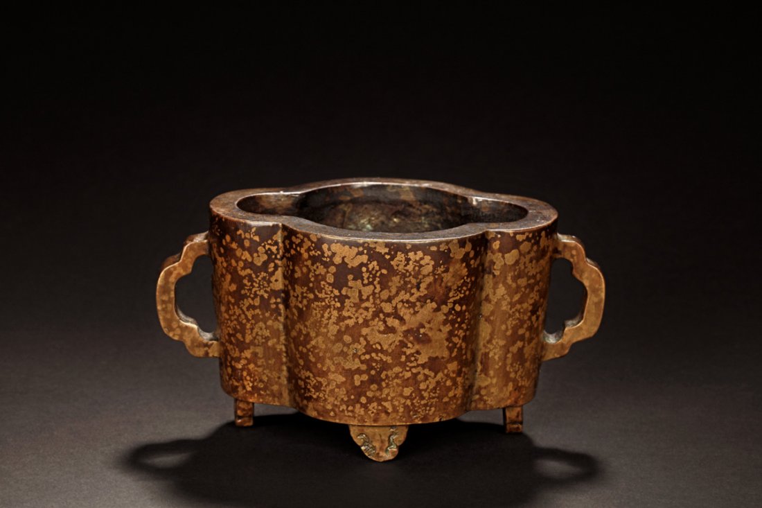 GILT BRONZE CENSER WITH HANDLES (1 of 7)