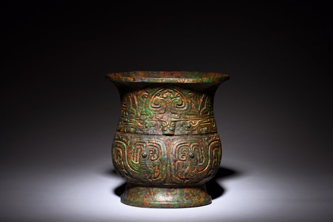 ARCHAIC STYLE BRONZE RITUAL VESSEL, ZUN (1 of 6)