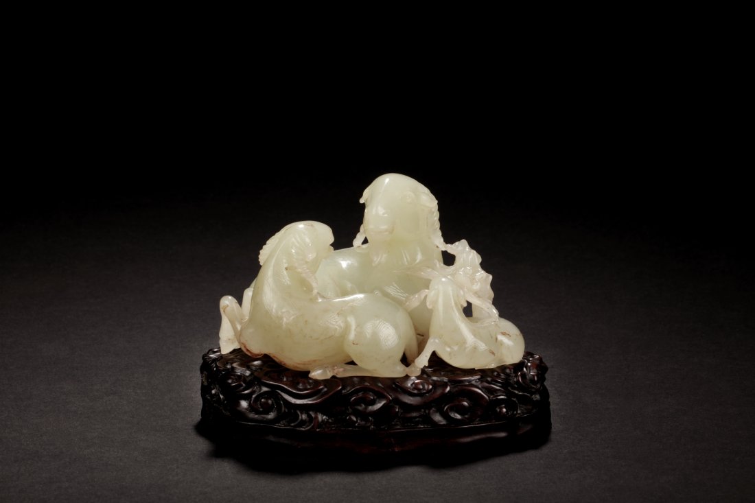 JADE CARVED 'THREE RAMS' FIGURE (1 of 7)
