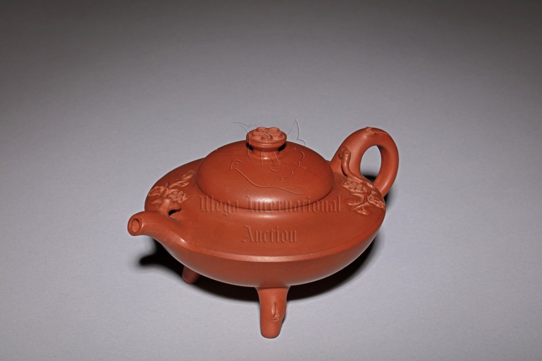 YIXING ZISHA TRIPOD 'PLUM FLOWERS' TEAPOT (1 of 8)