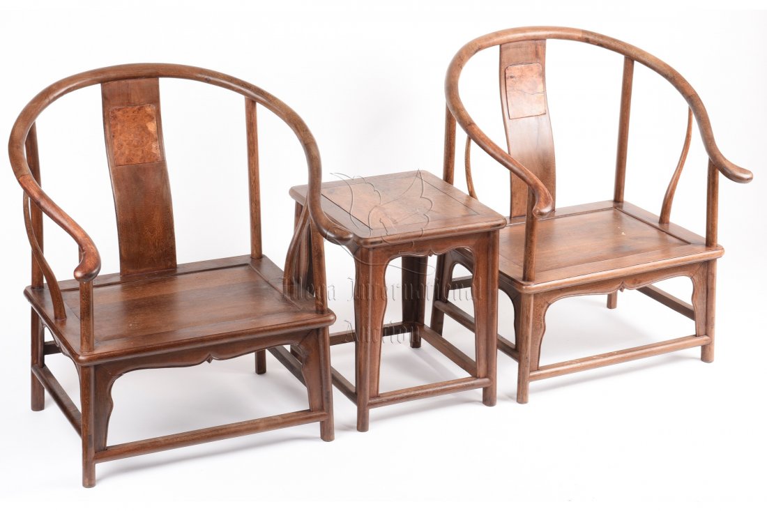 TWO JICHIMU WOOD HORSE SHOE CHAIRS AND SIDE TABLE: The set of furniture includes two Horse Shoe chairs and a side table, made from Jichimu and uses Yingmu as back support, the chairs in elegant shape. H1&2: 32 1/2 in (82.5 cm) L1&2: 18 3/4 in (47.6 cm