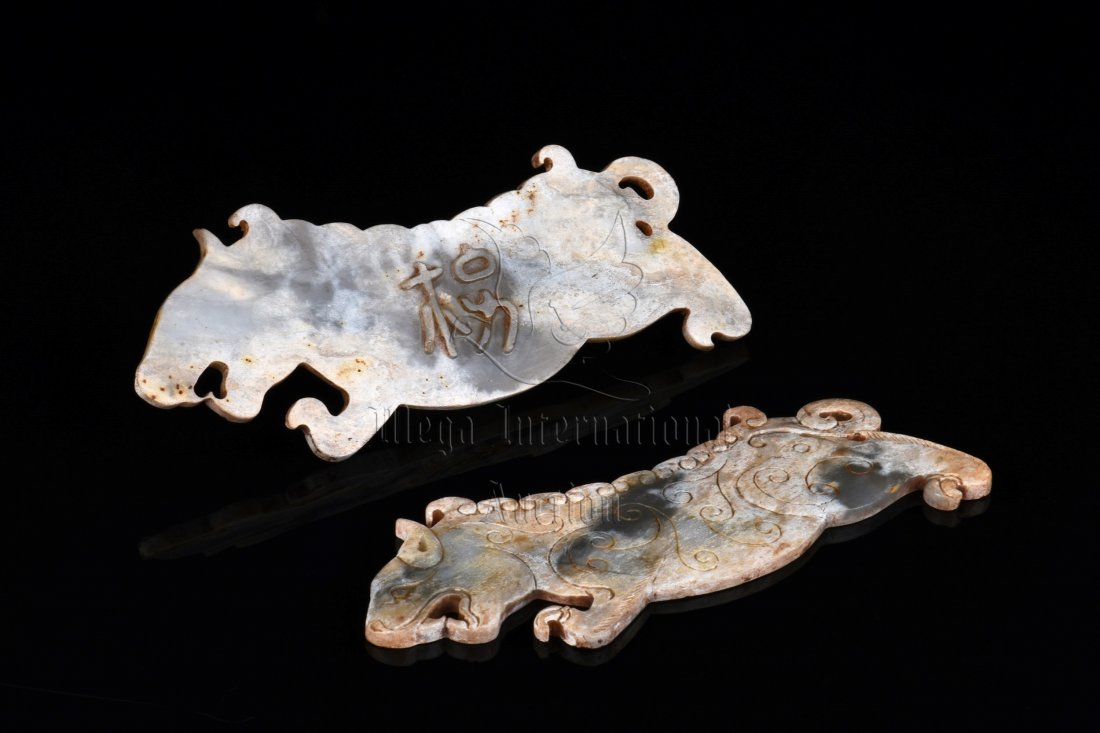 ARCHAIC JADE TWO-PIECE COMBINATION COMMANDER'S SEAL (1 of 8)