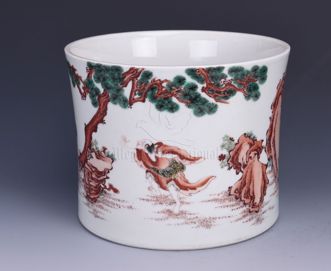 UNDERGLAZE RED 'PEOPLE' BRUSH POT (1 of 8)