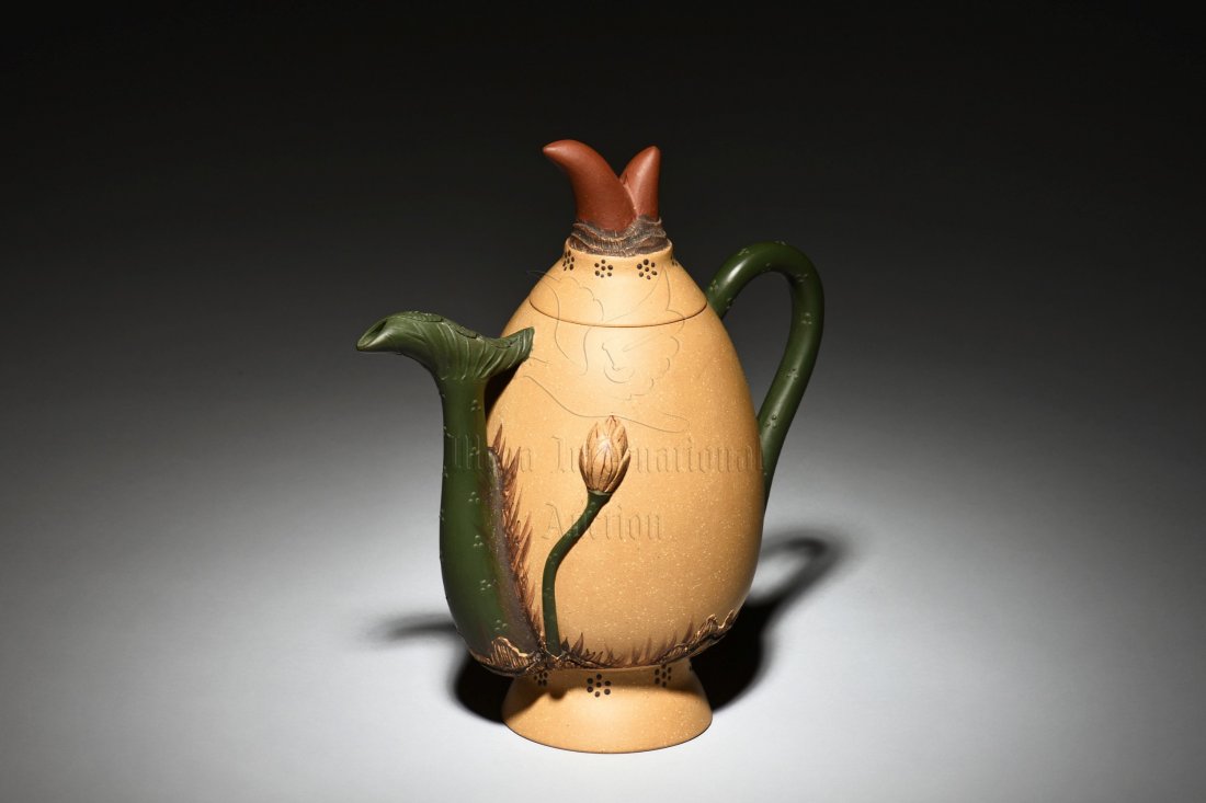 YIXING ZISHA 'LOTUS ROOT' TEAPOT (1 of 4)