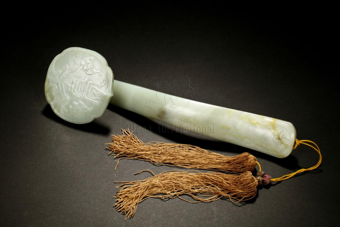 JADE CARVED RUYI SCEPTER (1 of 7)