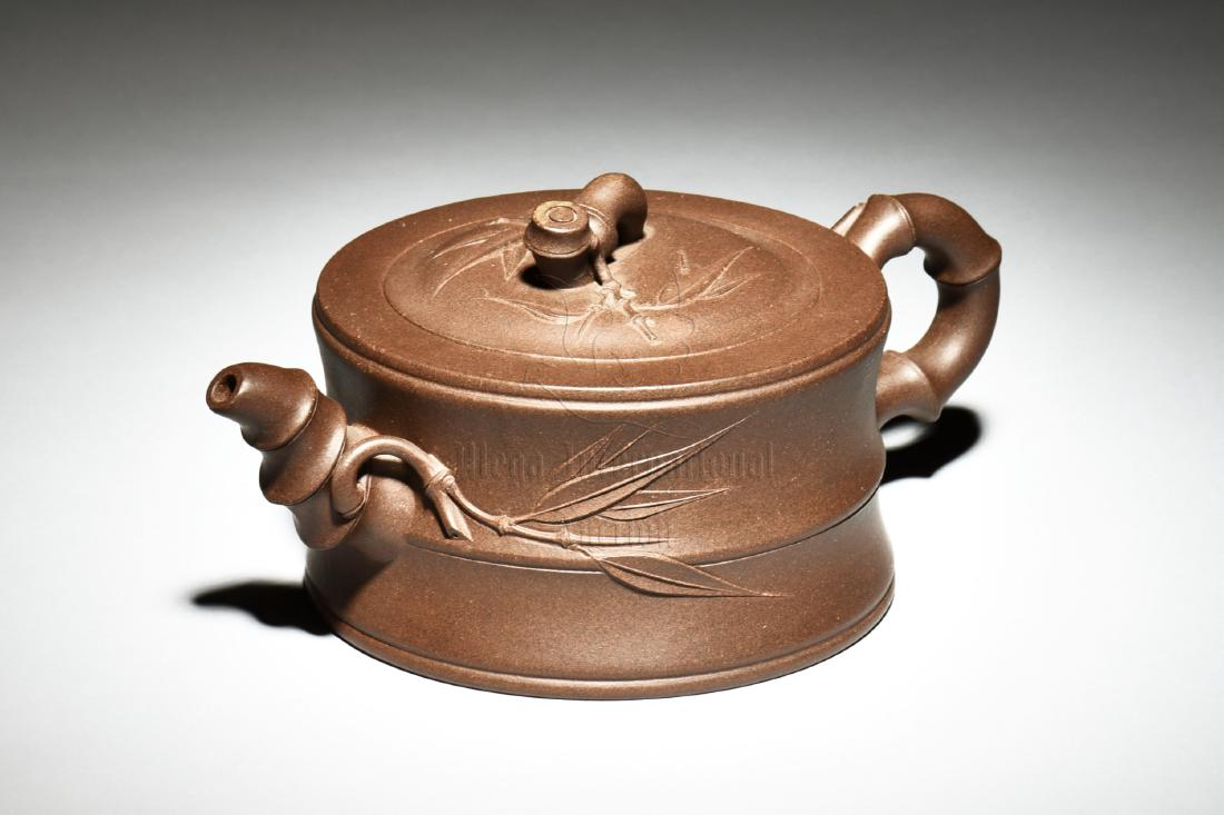 YIXING ZISHA 'BAMBOO SECTION' TEAPOT (1 of 8)