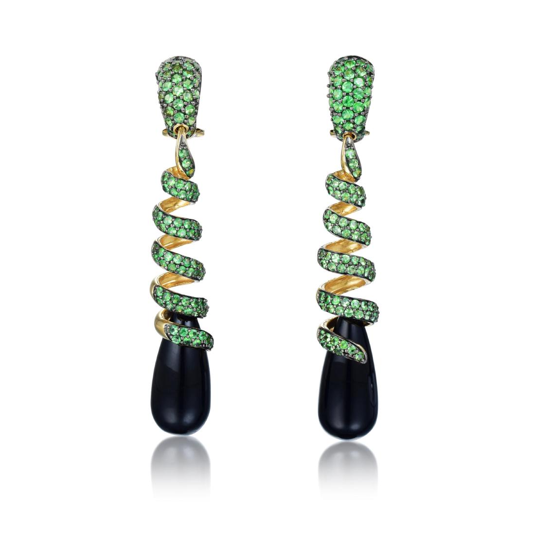 A Pair of Spiral Green Garnet Black Onyx Drop Earrings (1 of 2)