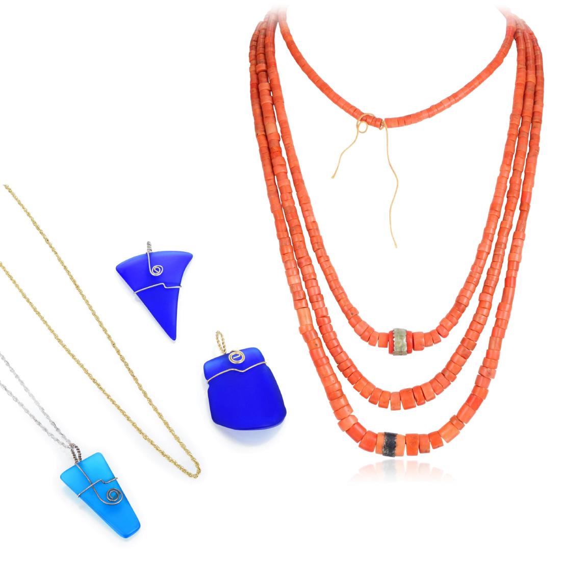 A Lot of Costume Necklaces (1 of 4)