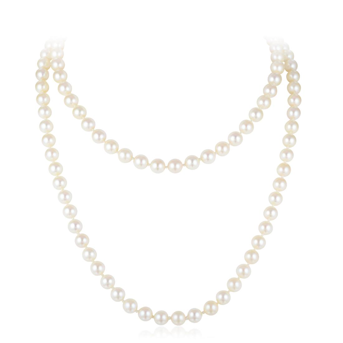 An Opera Length Pearl Necklace (1 of 3)