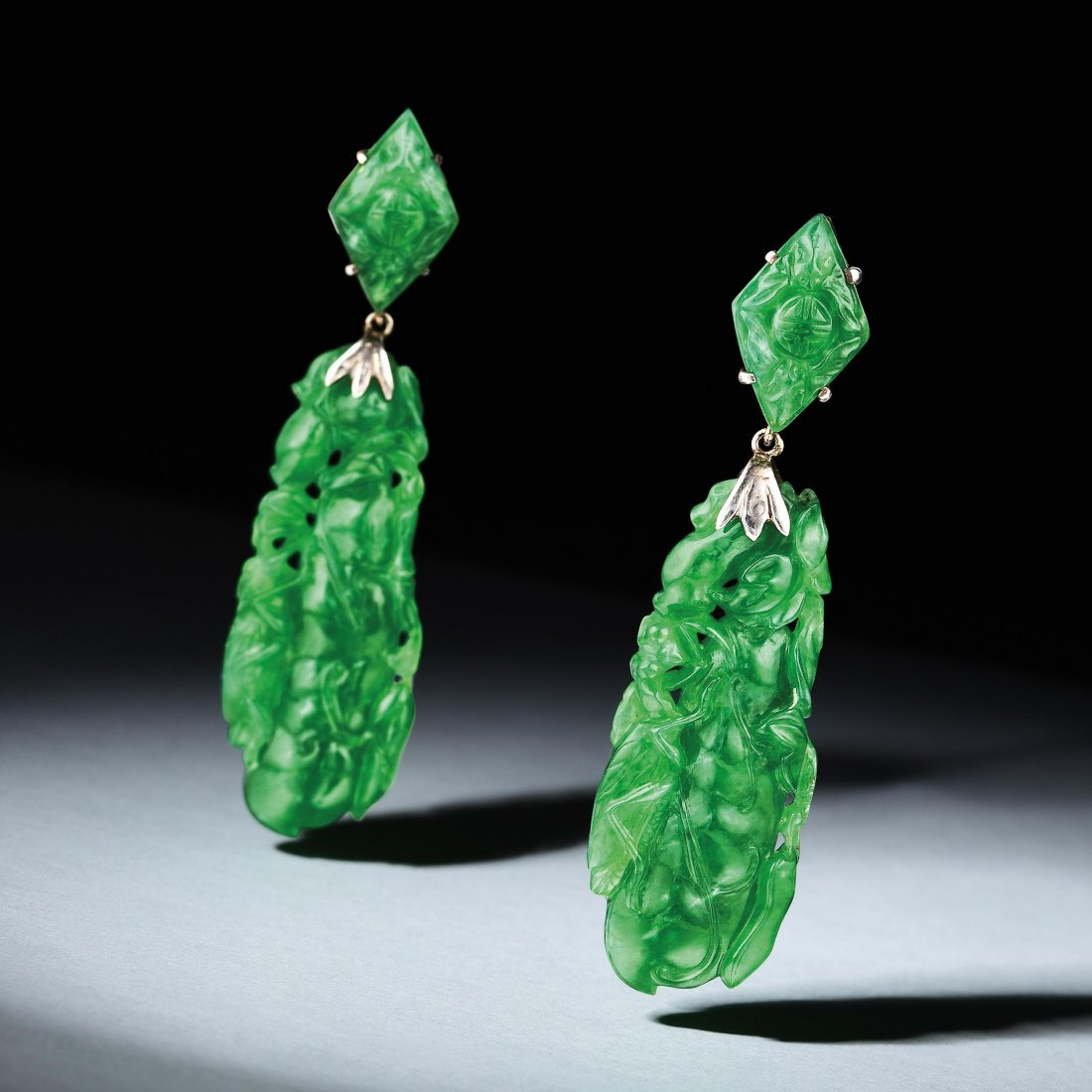 A Pair of Jade Earrings (1 of 4)