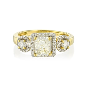 Radiant Cut Diamond Ring