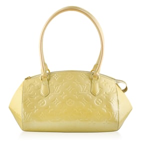 Louis Vuitton Monogram Vernis Sherwood PM Handbag – Blanc Corail