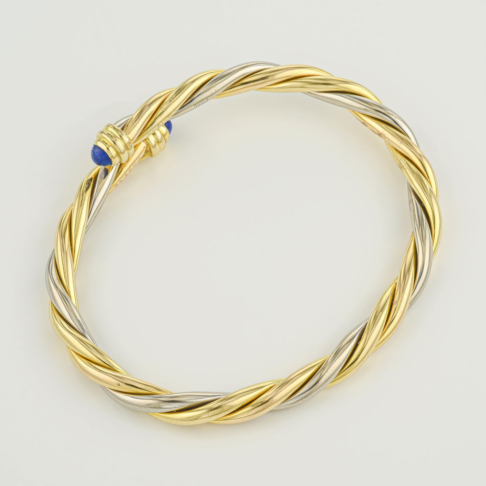 Cartier Tri Color Gold Cabochon Lapis Bangle, C1990s - 2