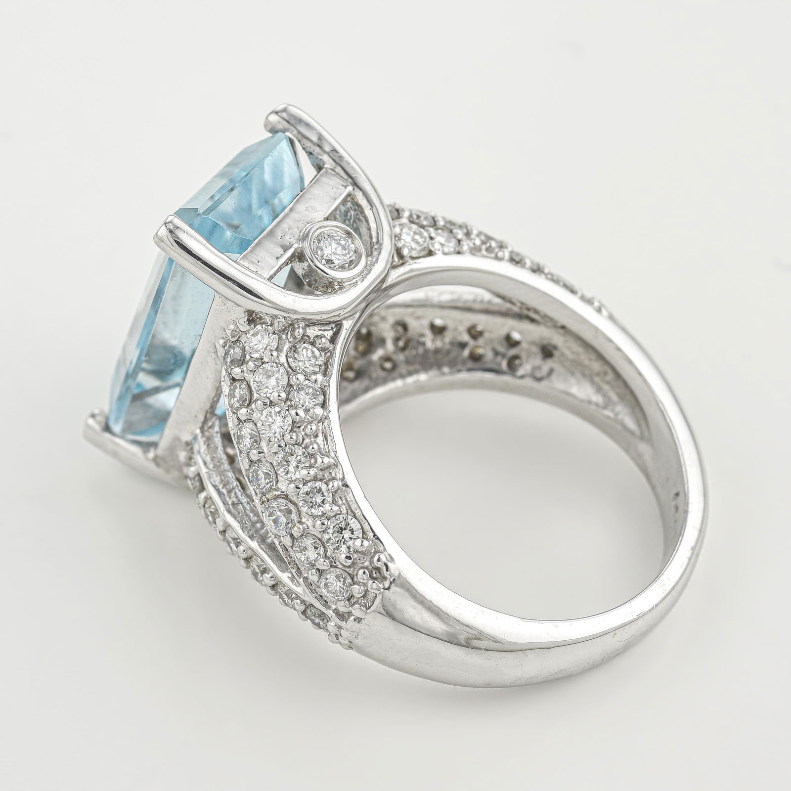 Blue Topaz and Diamond Ring - 2
