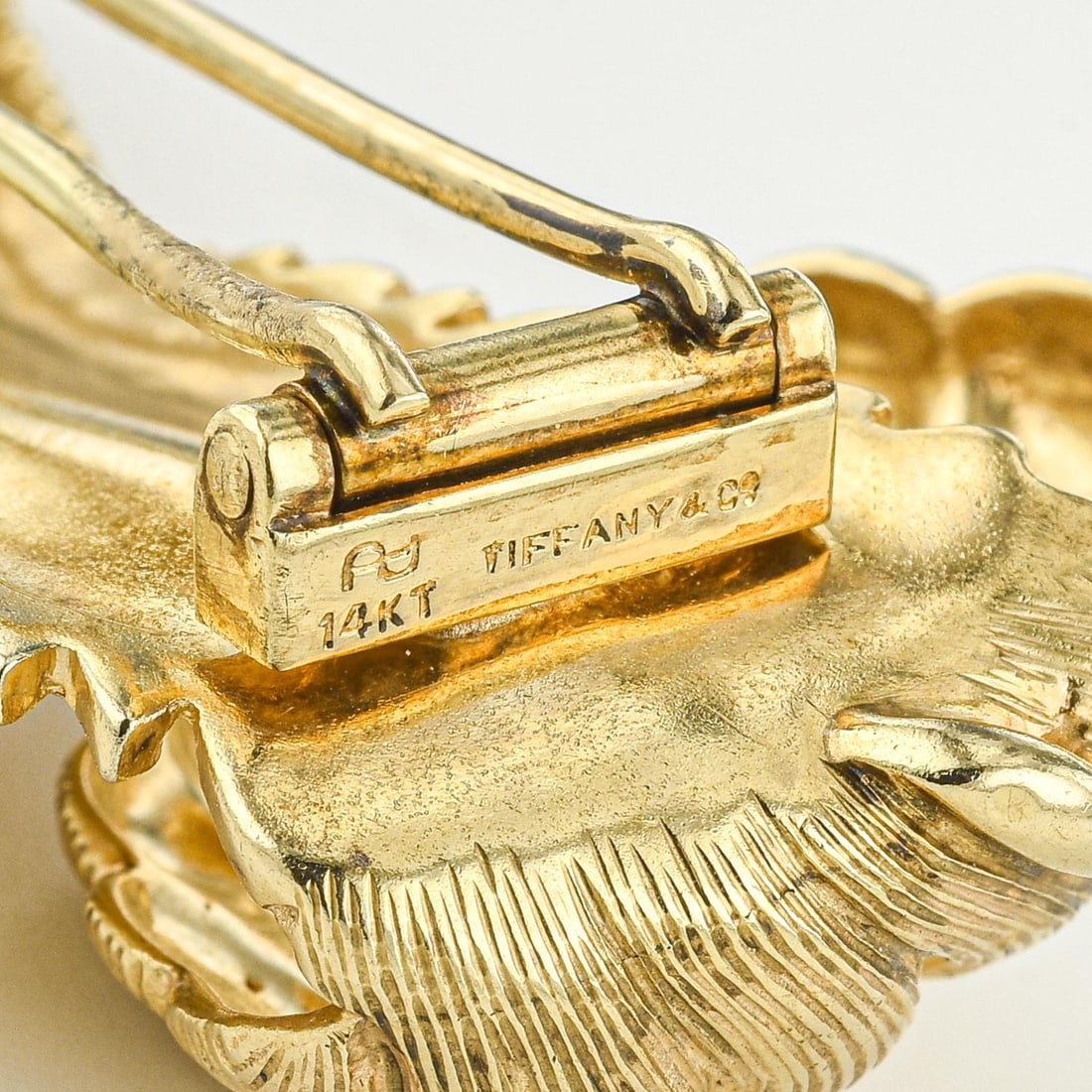 Vintage Tiffany & Co. Feather Gold Brooch - 3