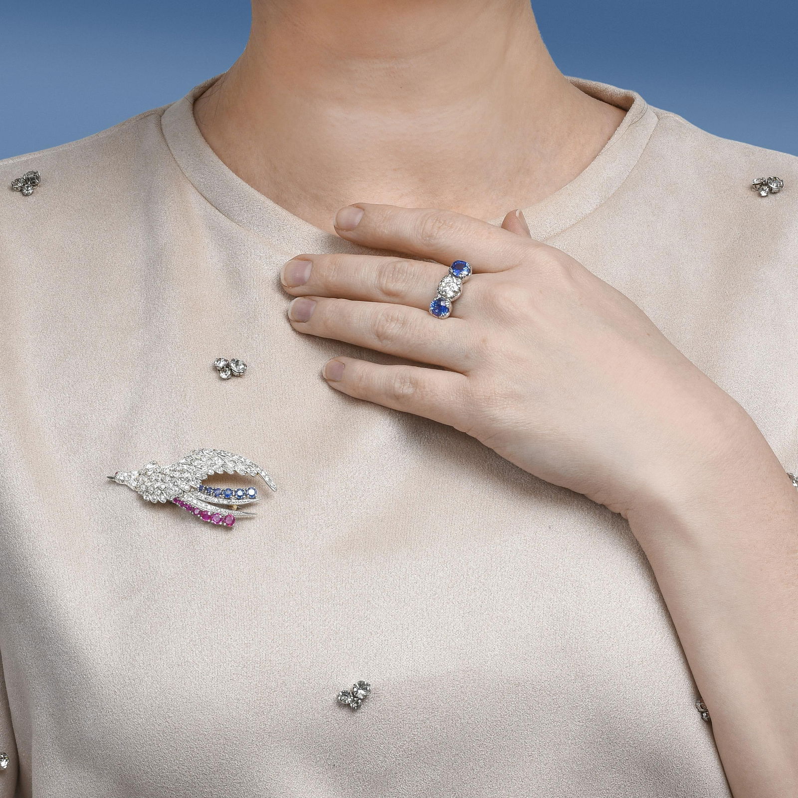 Ceylon Sapphire and Diamond Three Stone Ring, GIA Certified - 3