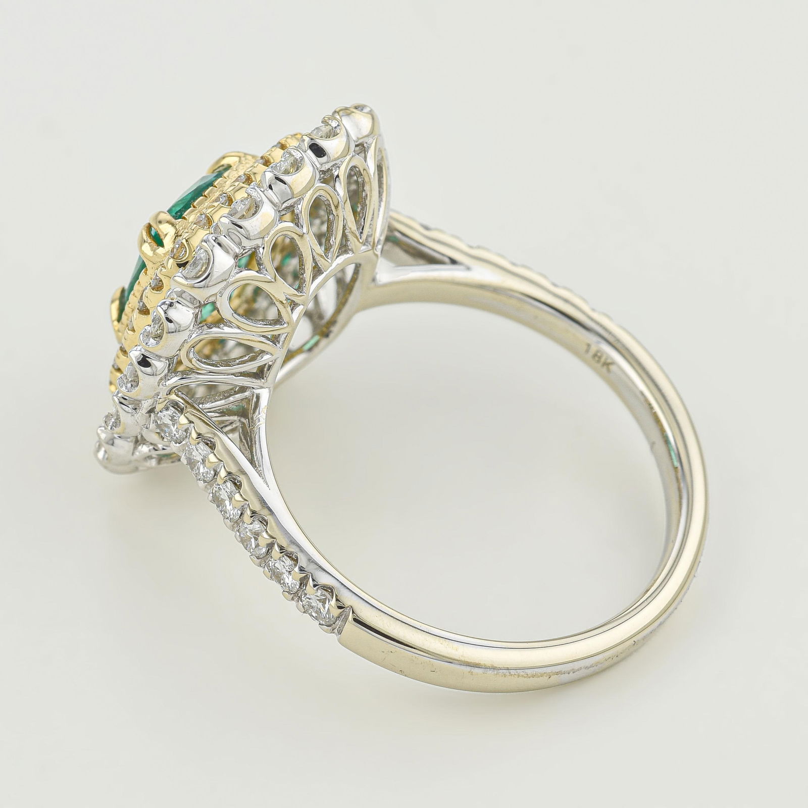 Emerald and Diamond Ring - 2