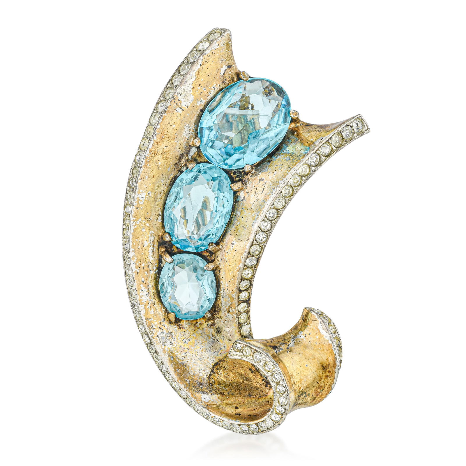 Vintage Alfred Philippe for Trifari Fur Clip: ESTIMATED RETAIL PRICE: $1,900* *This is the estimated value a piece of similar quality, craftsmanship, and characteristics could command at retail. Vintage Alfred Philippe for Trifari Fur Clip. A