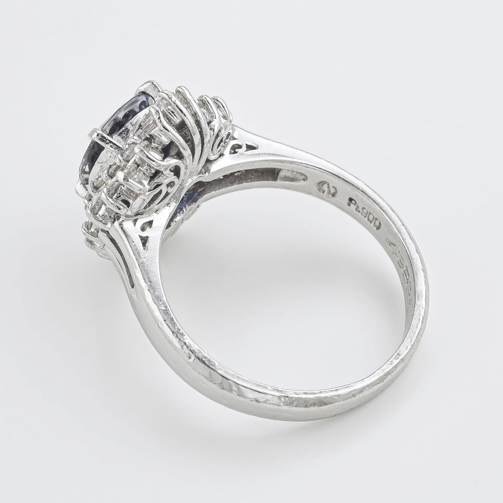 Sapphire and Diamond Ring - 2