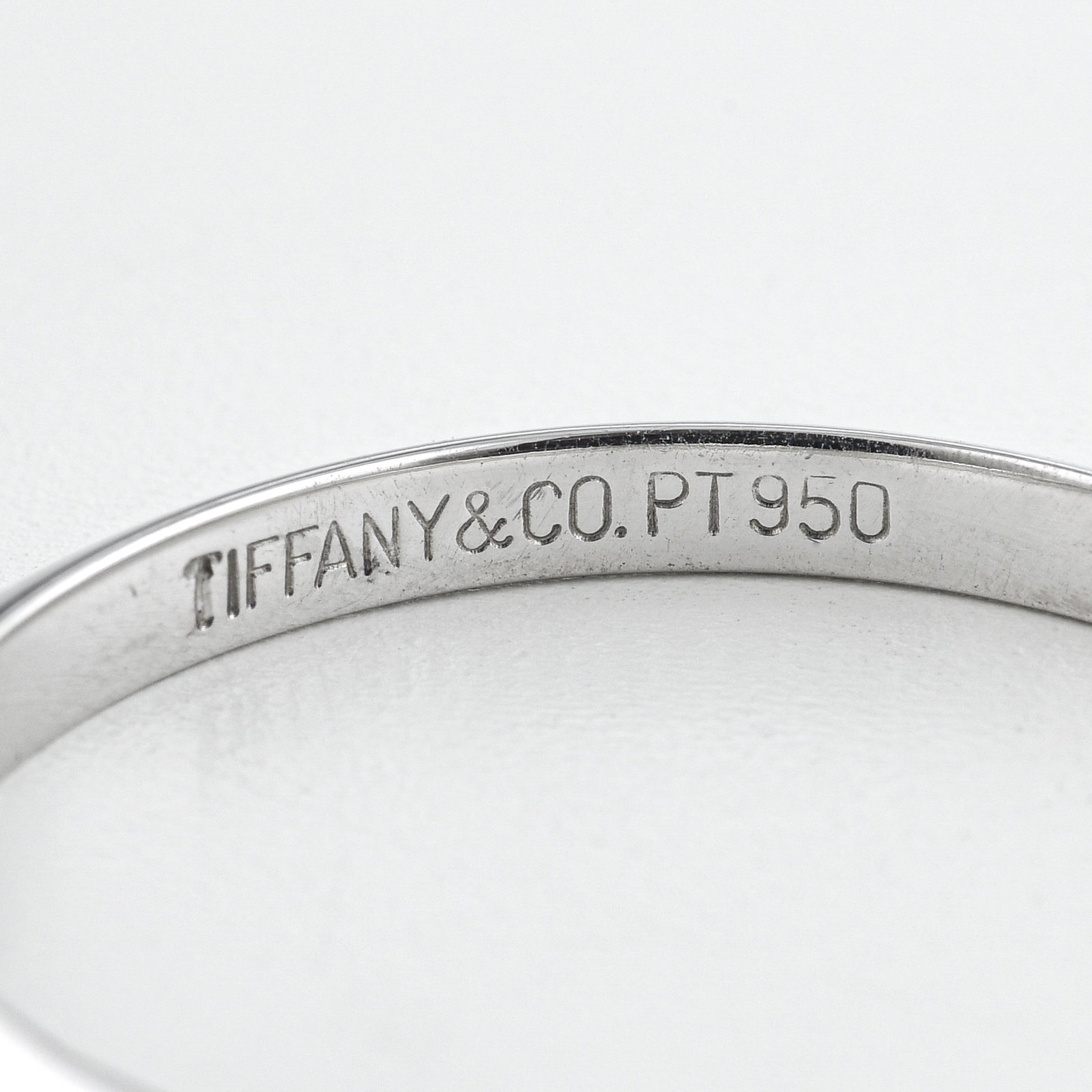 Tiffany and Co. Knife Edge Platinum Band - 3