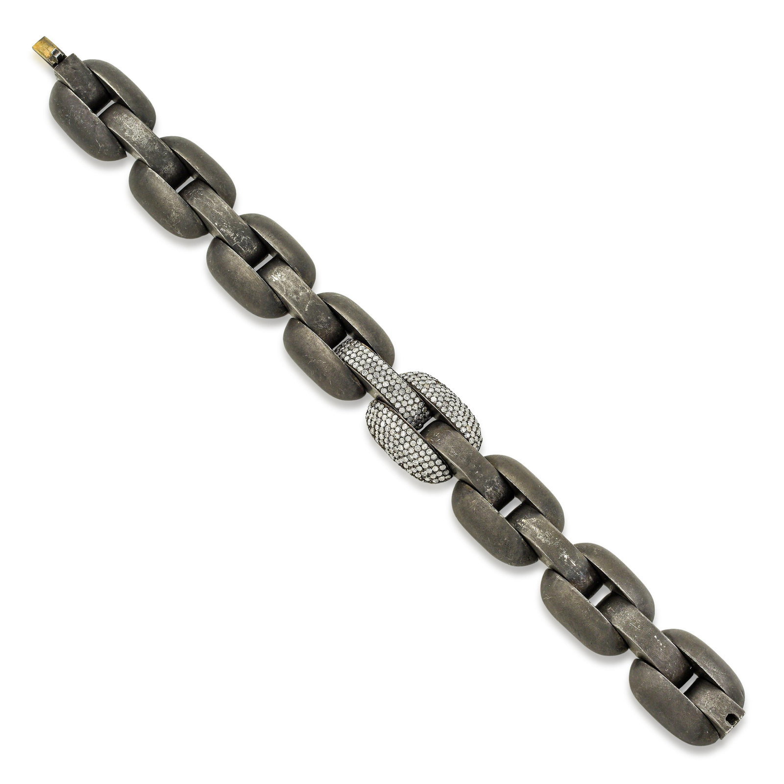Diamond Link Bracelet: ESTIMATED RETAIL PRICE: 4,000* *This is the estimated value a piece of similar quality, craftsmanship, and characteristics could command at retail. Link bracelets establish their authority through