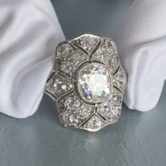 Art Deco Diamond Ring - 5