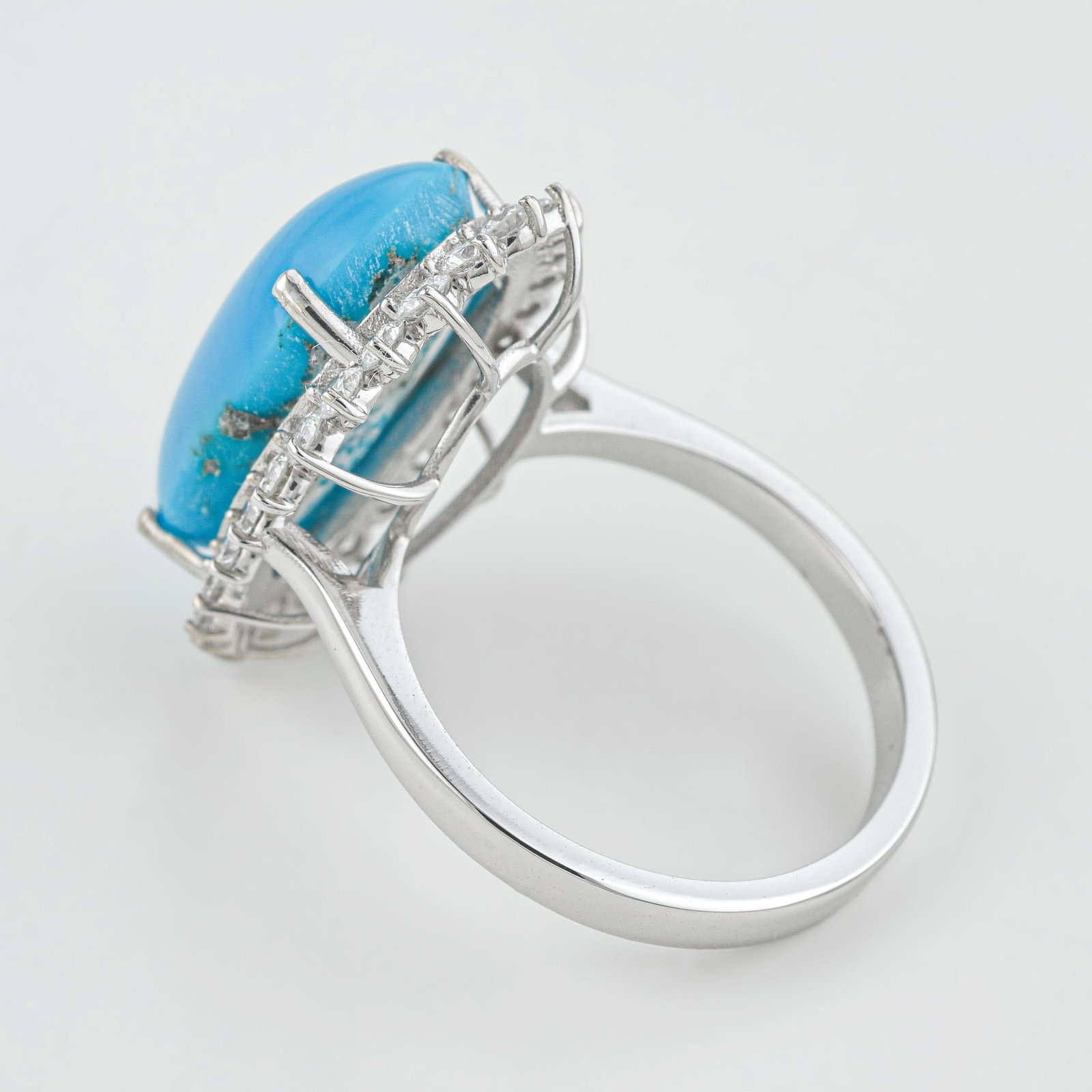 Persian Turquoise Cabochon and Diamond Ring - 2