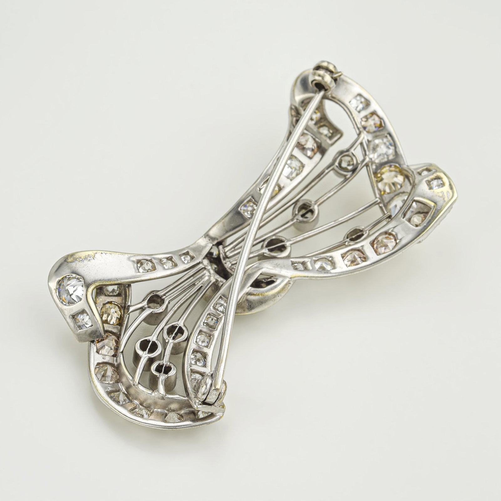 Art Deco Diamond Bow Brooch - 2