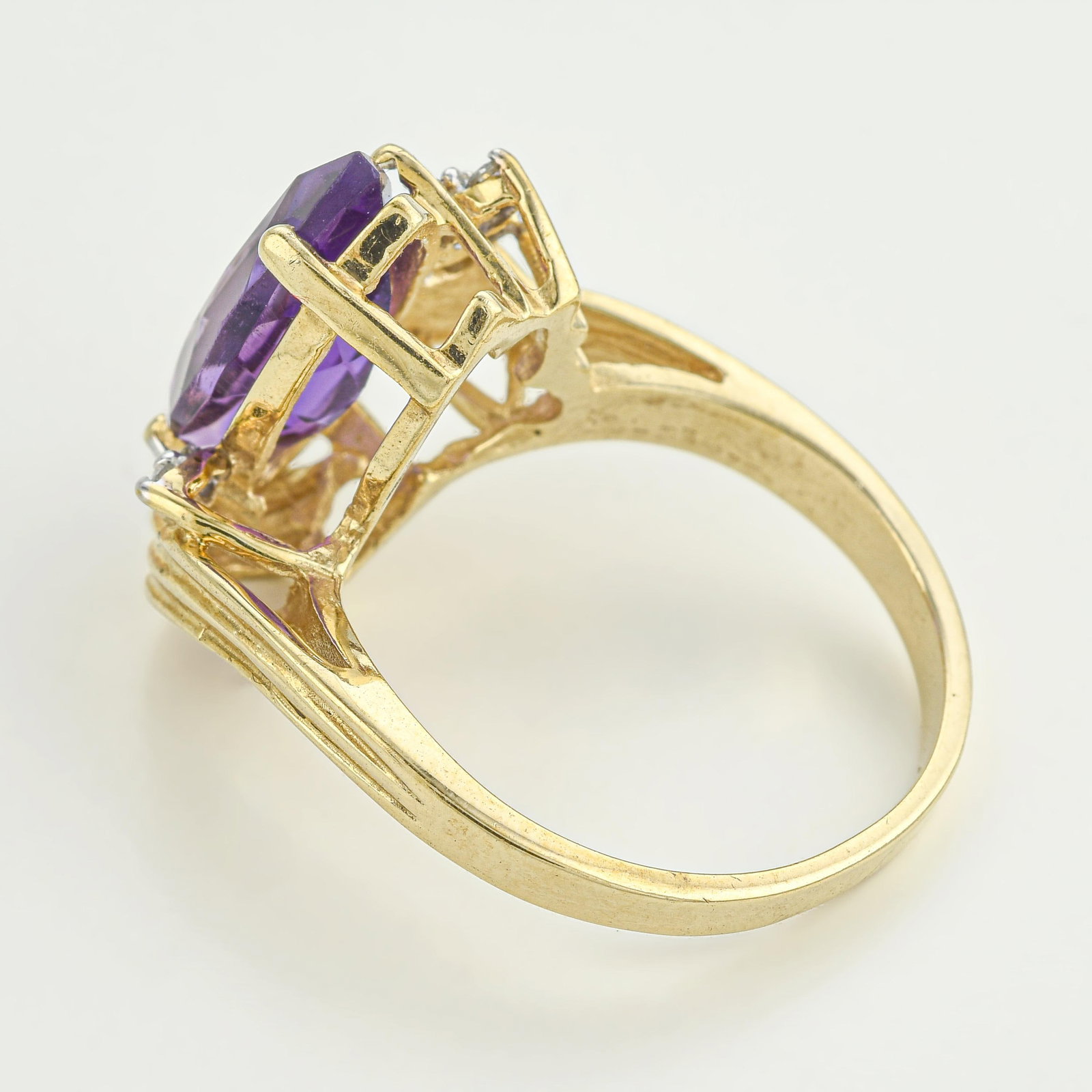 Vintage Amethyst and Diamond Cocktail Ring - 2