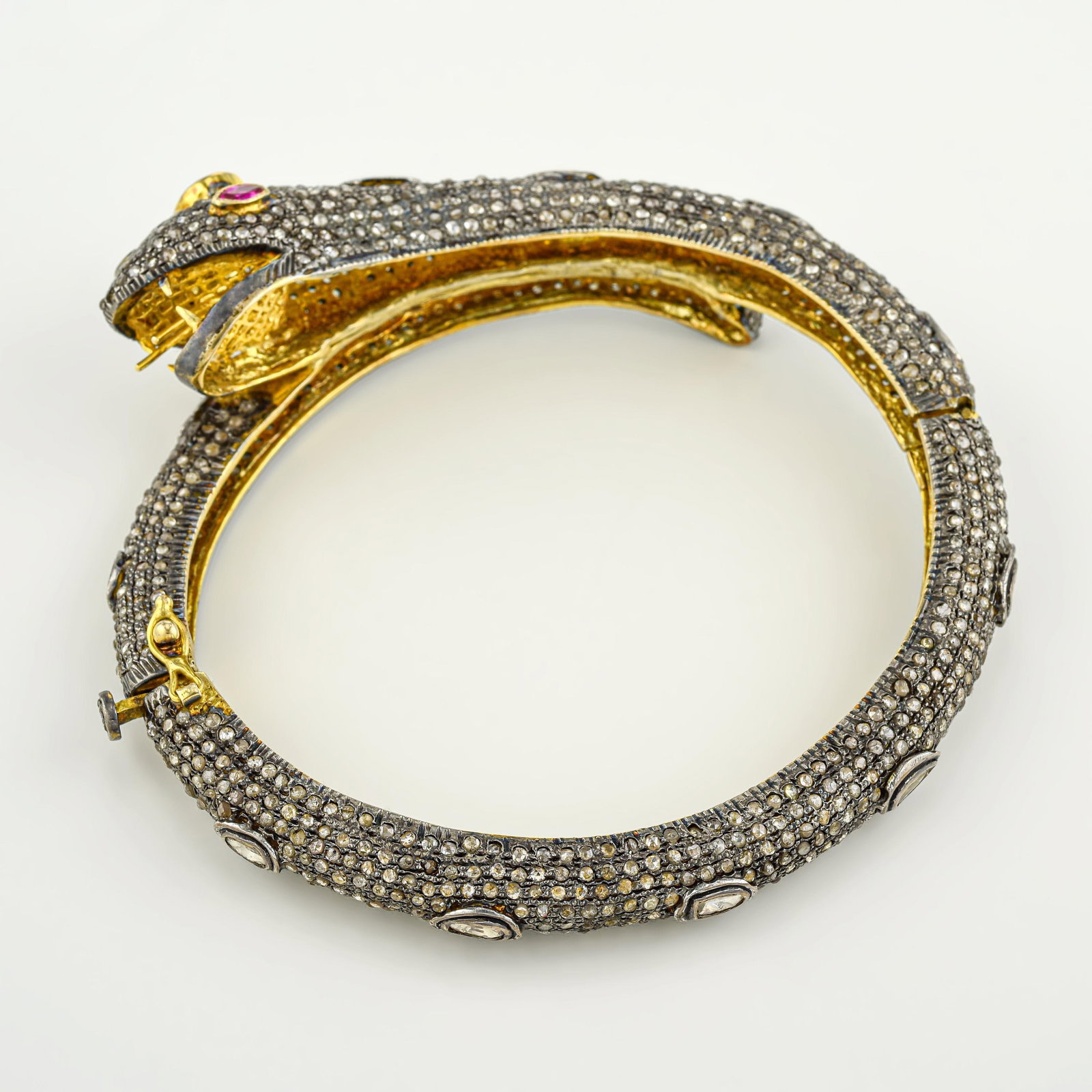 Rose Cut Diamond Snake Bangle - No Reserve Lot - 2